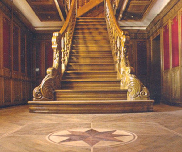 Изготовление лестниц из массива Изготовление лестниц из массива